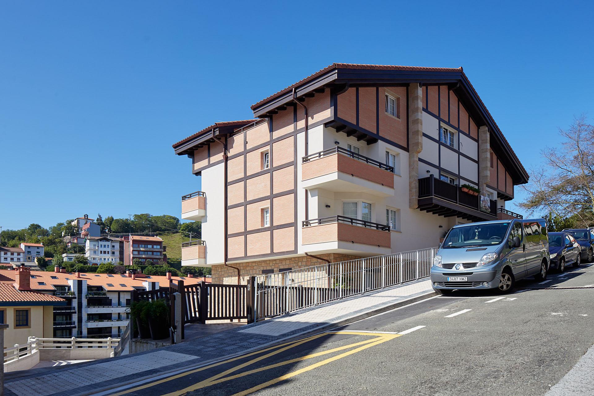 Hotel Flysch Сумая Экстерьер фото