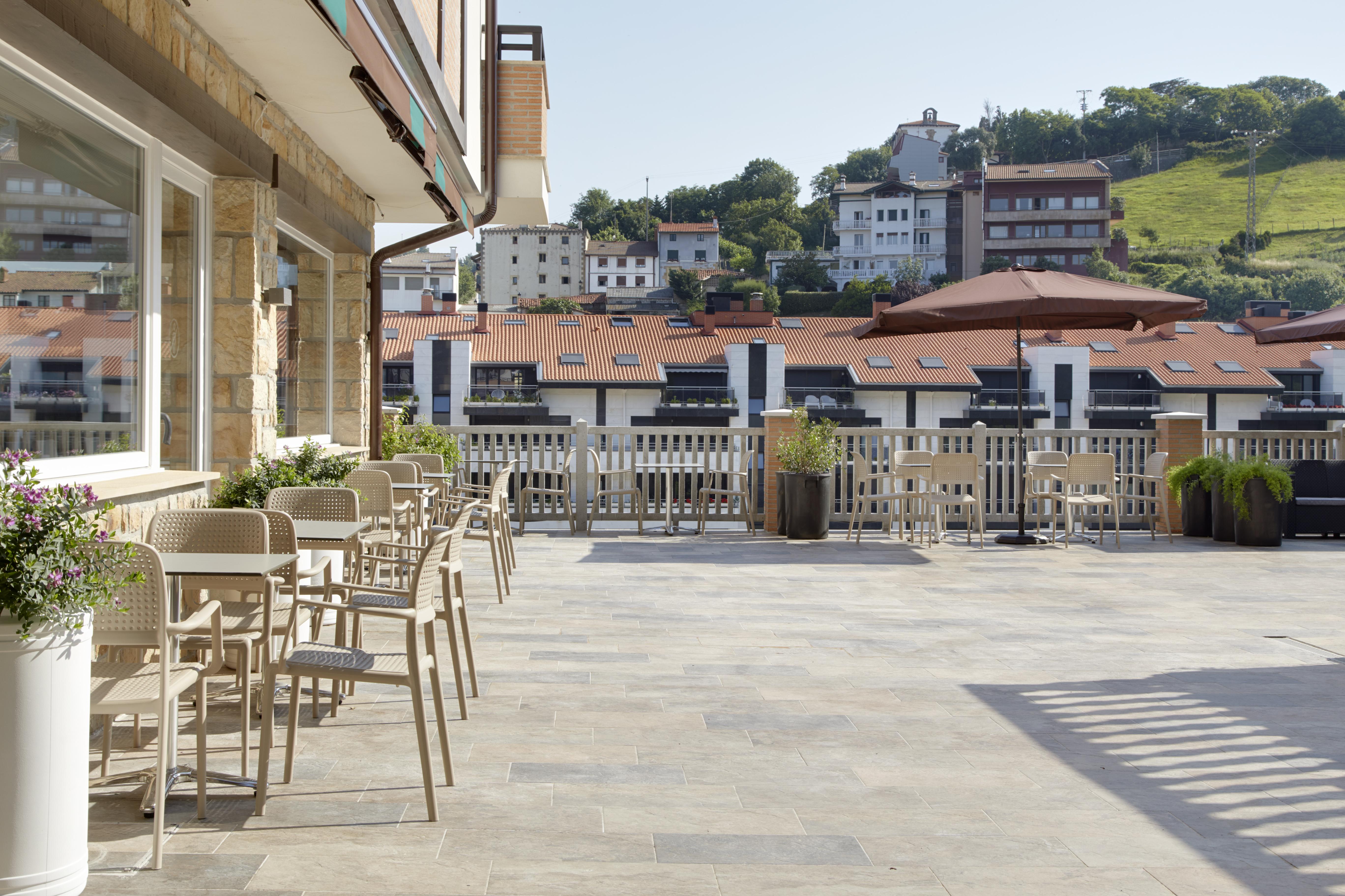 Hotel Flysch Сумая Экстерьер фото