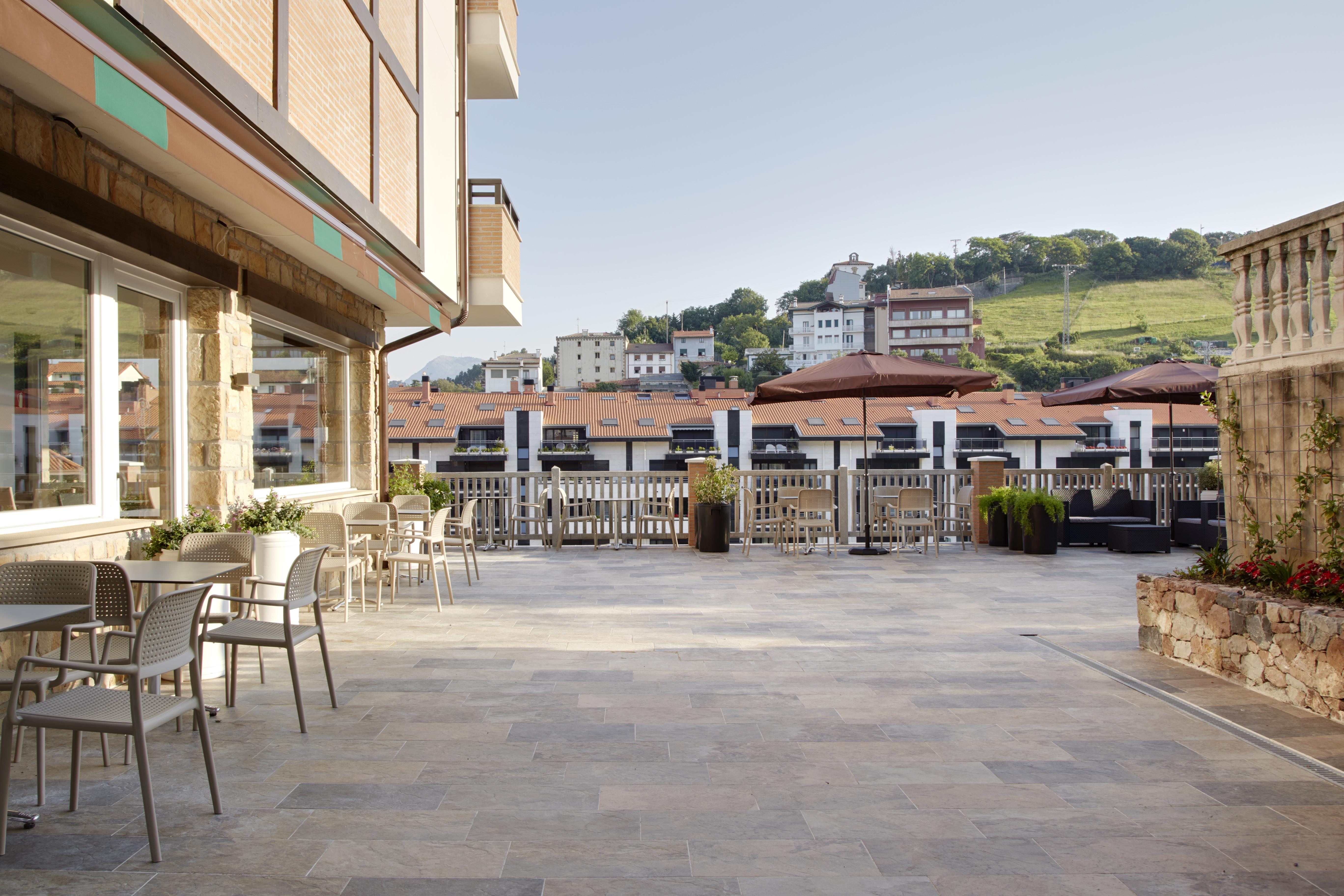 Hotel Flysch Сумая Экстерьер фото